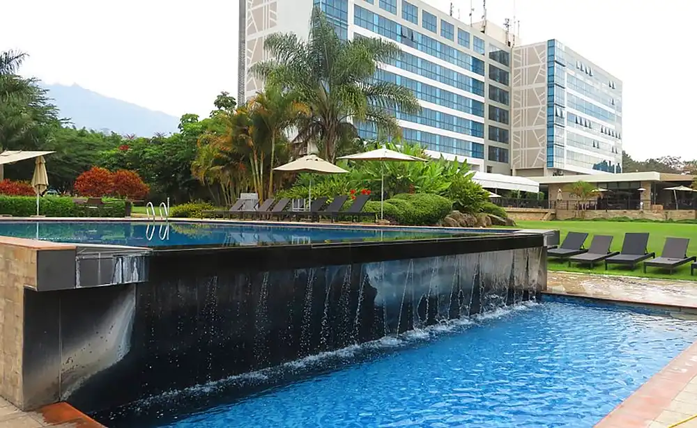 Mount Meru Hotel 