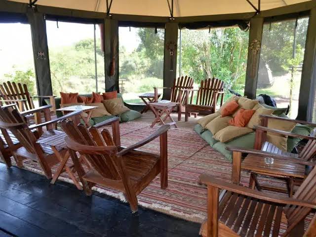 Julia’s River Camp