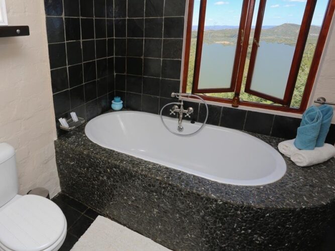 River Crossing Lodge