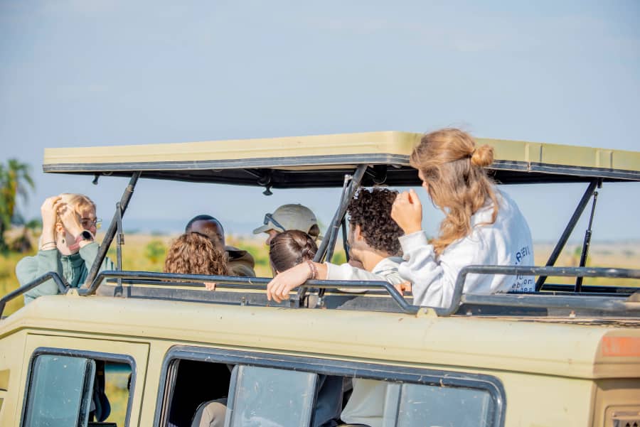 在塞伦盖蒂平原恩戈罗恩戈罗火山口塔兰吉雷飞行 - 1