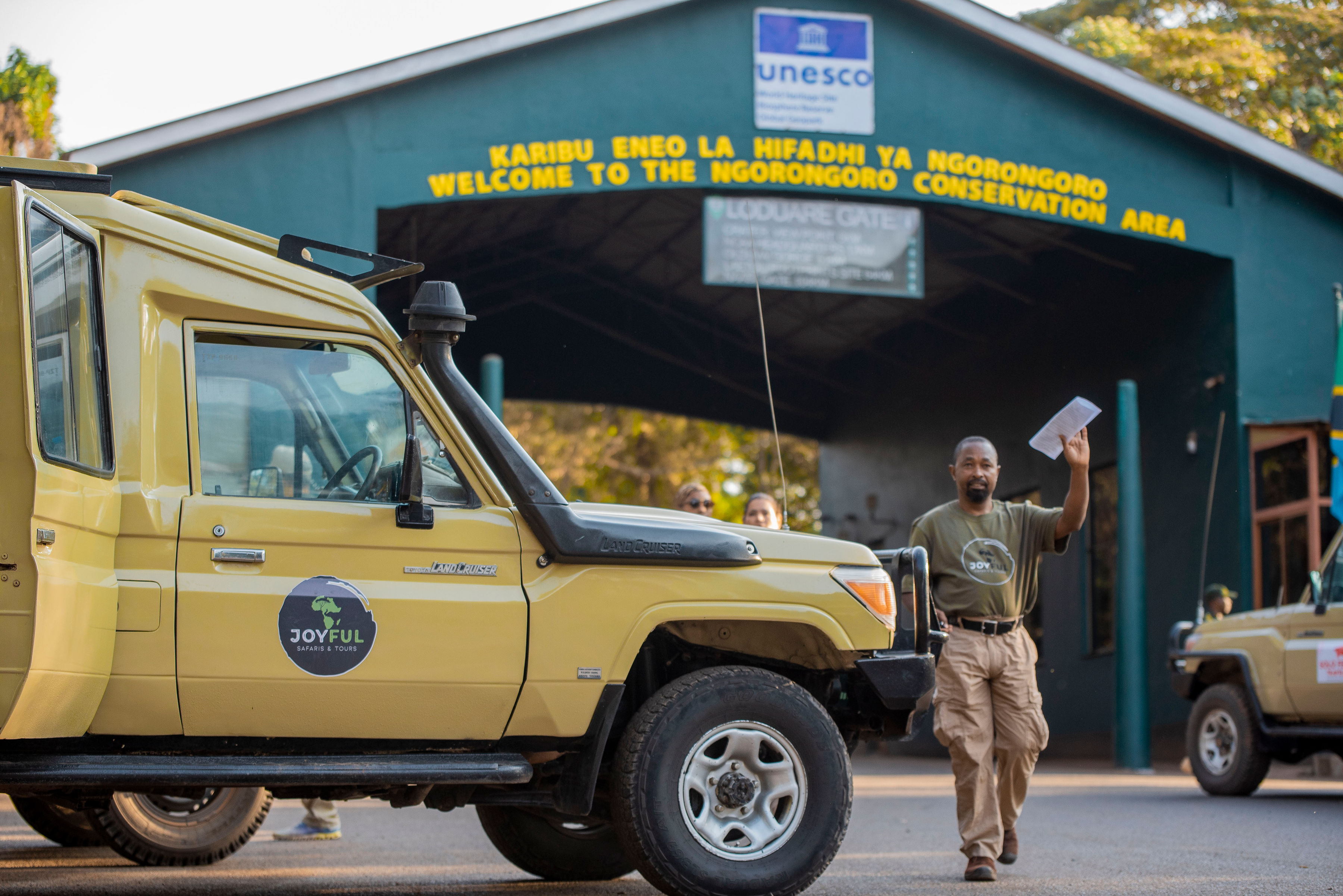 1天完整游戏恩戈罗恩戈罗陨石坑 - 4