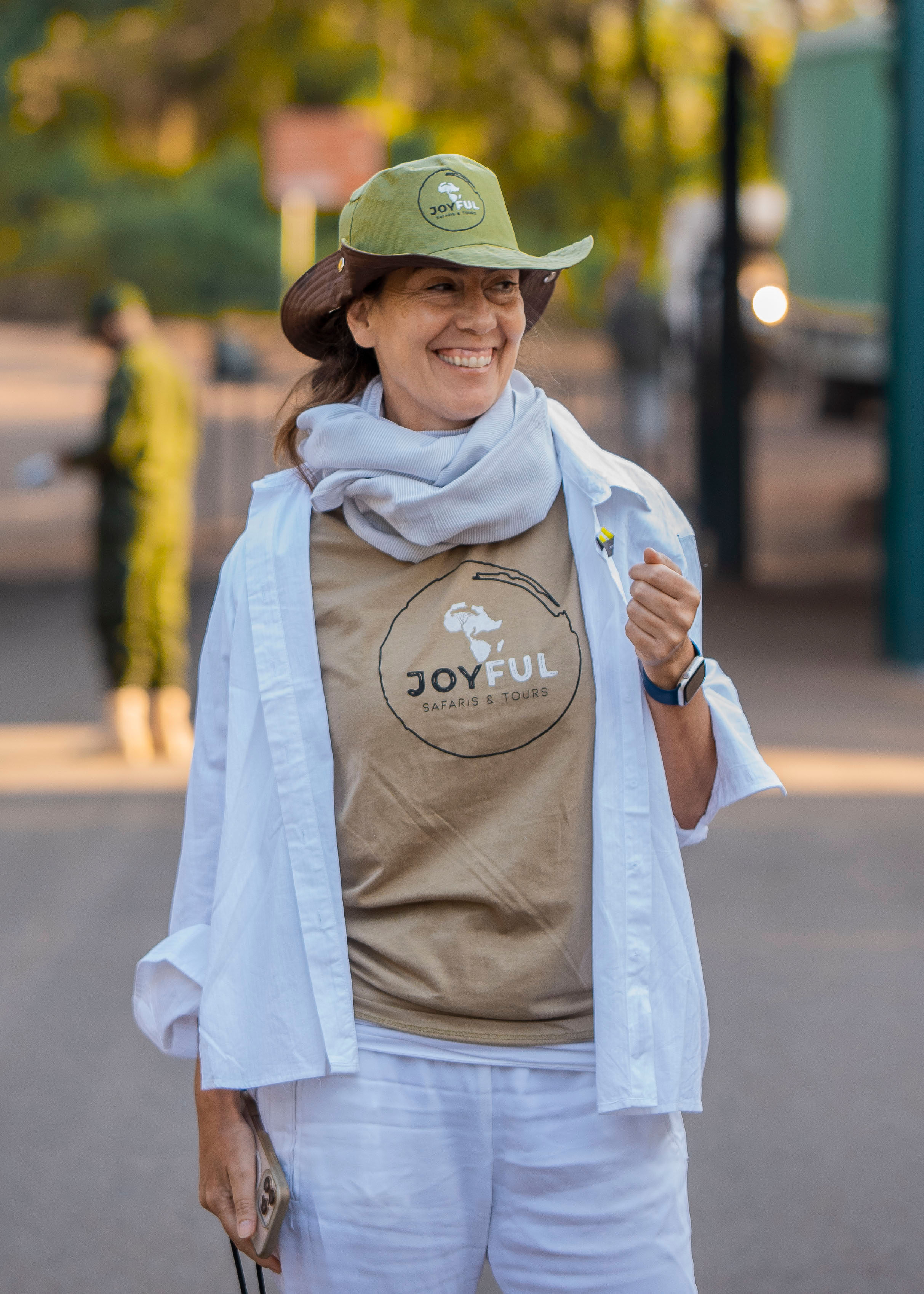 1天完整游戏恩戈罗恩戈罗陨石坑 - 1